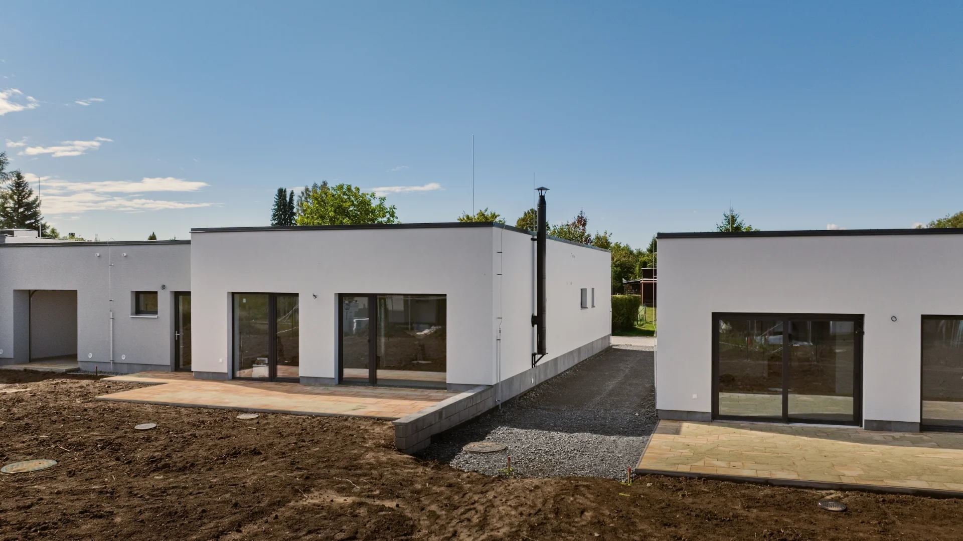 Foto z výstavby 1. etapy