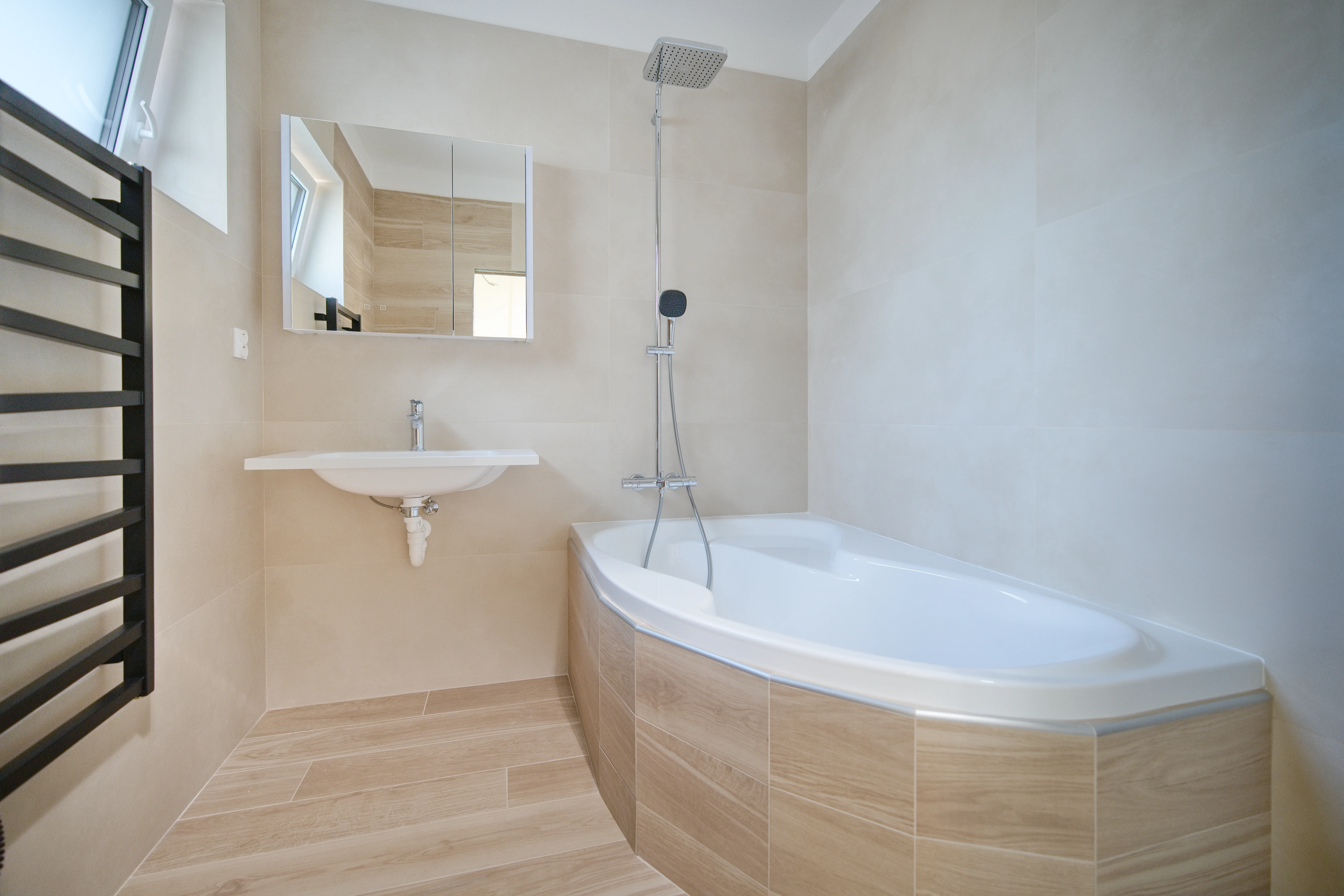 Foto z výstavby 1. etapy